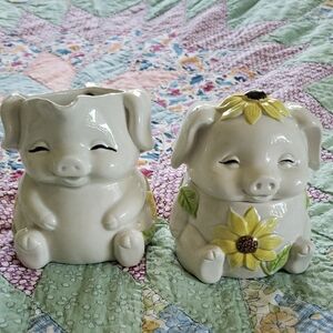 Vintage Adorable Pig Ceramic creamers